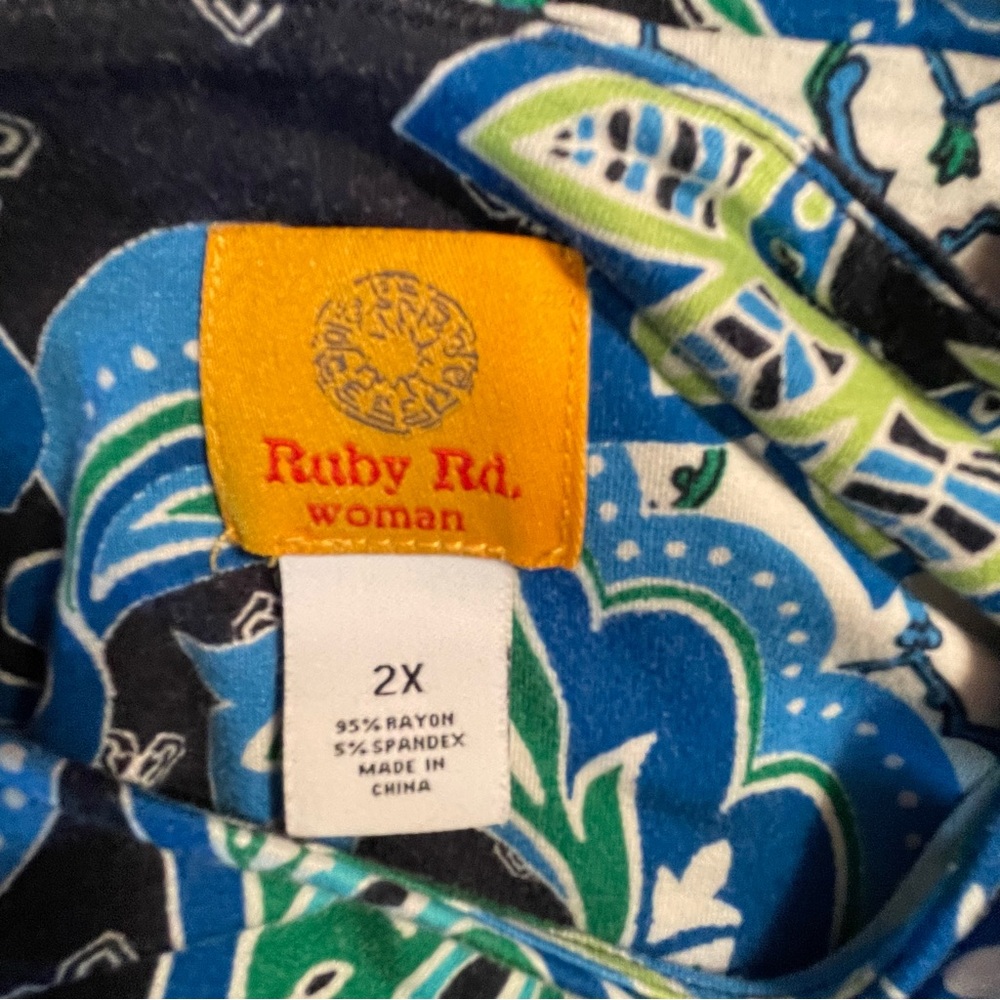 Ruby Rd. Blue and Green Paisley Top - Picture 6 of 7